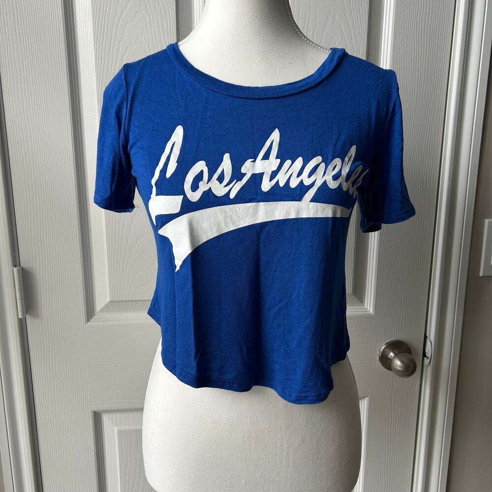 La vibin crop top in size small